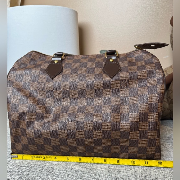 $1,390 USE LOUIS VUITTON SPEEDY DAMIER EBENE CANVAS - Picture 10 of 17